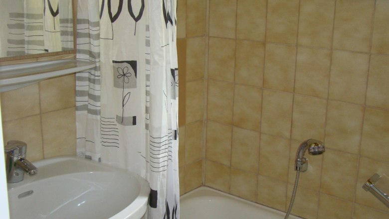 Bathroom ground floor, © Ehrenreith