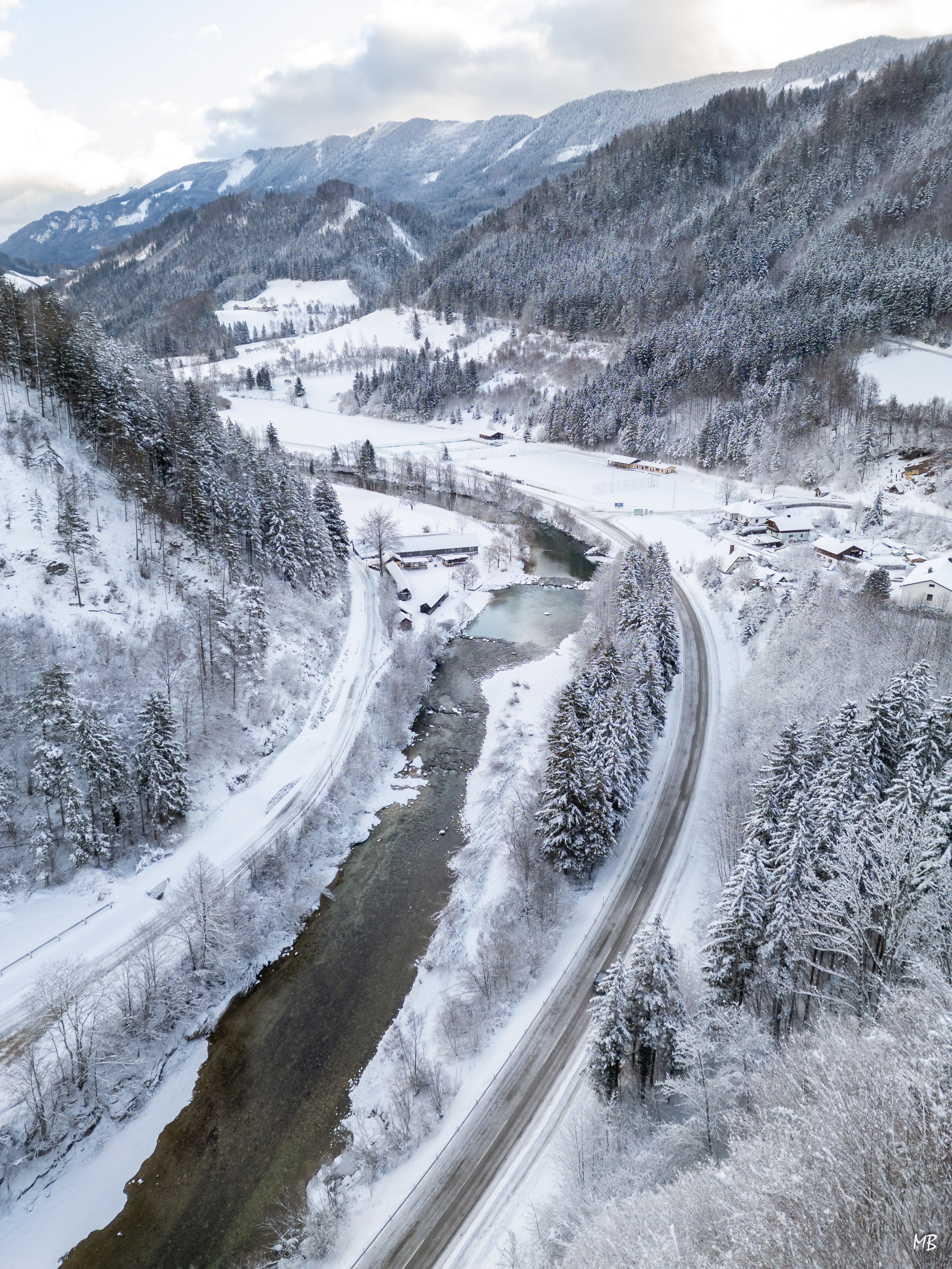Ansicht Winter Bundesstraße Hollenstein